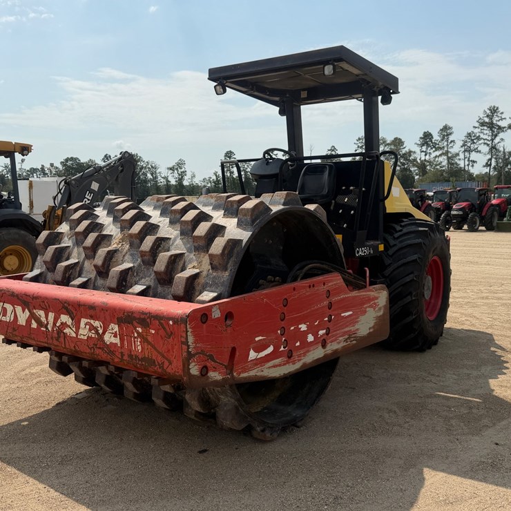 2012 DYNAPAC CA250