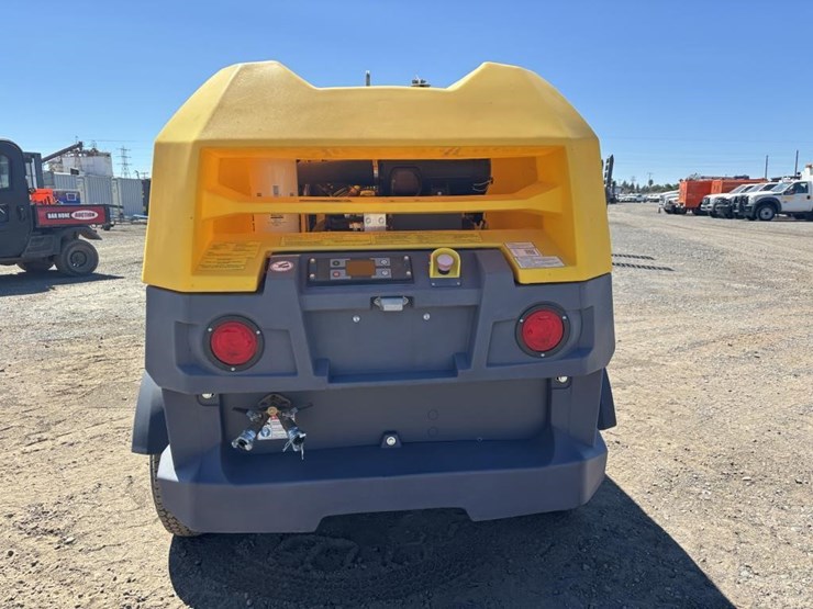 2023-atlas-copco-xas188-image-8