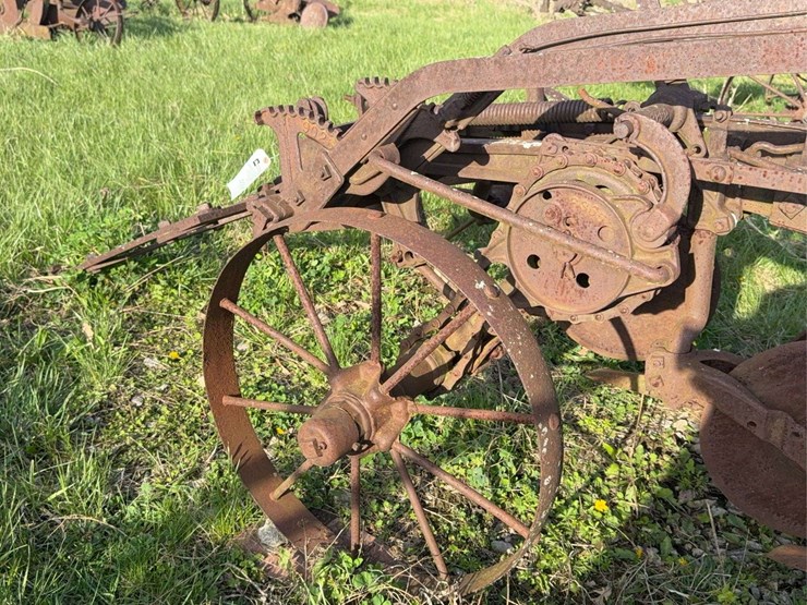 three-bottom-plow-image-12