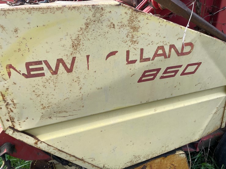 new-holland-850-image-8