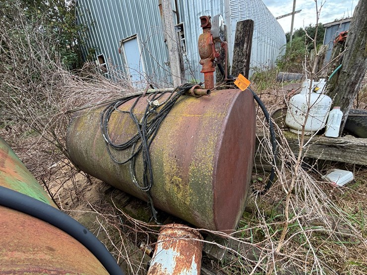 #2593-•-300-gallon-gas-barrel-image-3