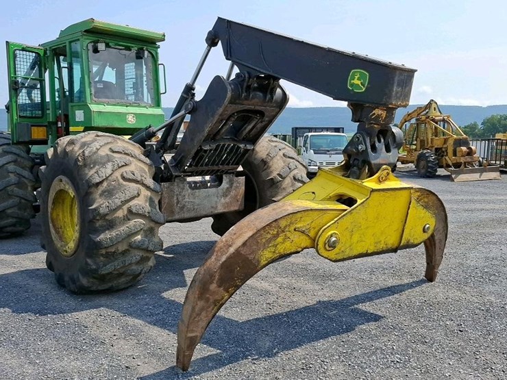 2007-deere-648g-iii-image-24