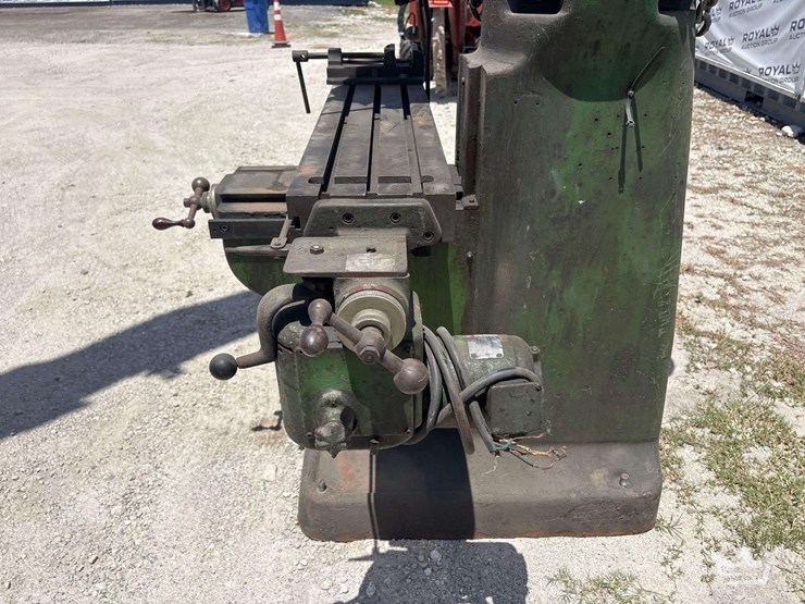 bridgeport-series-1-vertical-milling-machine-image-15