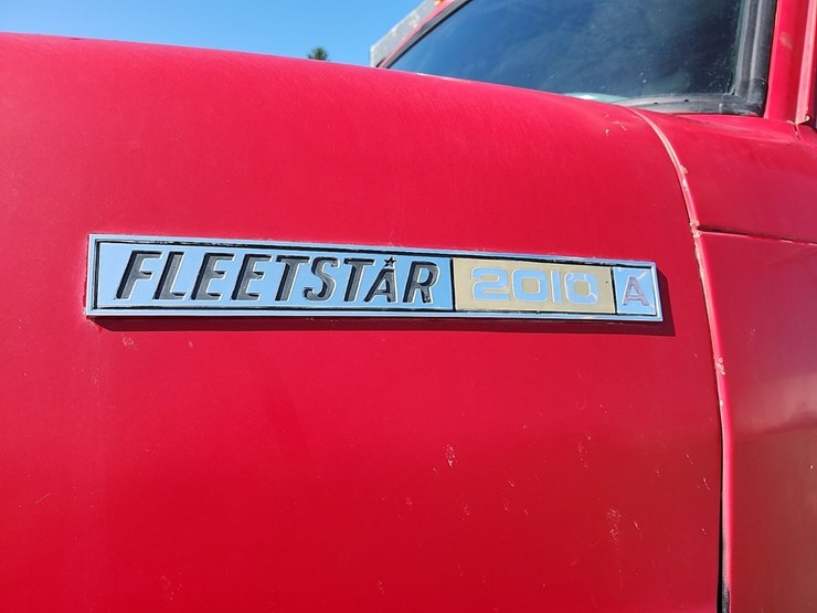 1971-ih-2010a-truck-image-2
