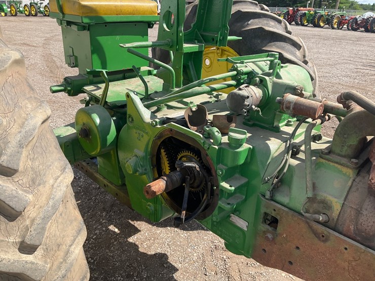 1953-john-deere-70-image-15