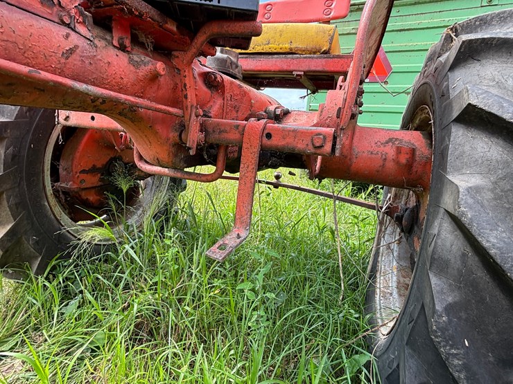 #2568-•-allis-chalmers-c-narrow-front-tractor-image-29
