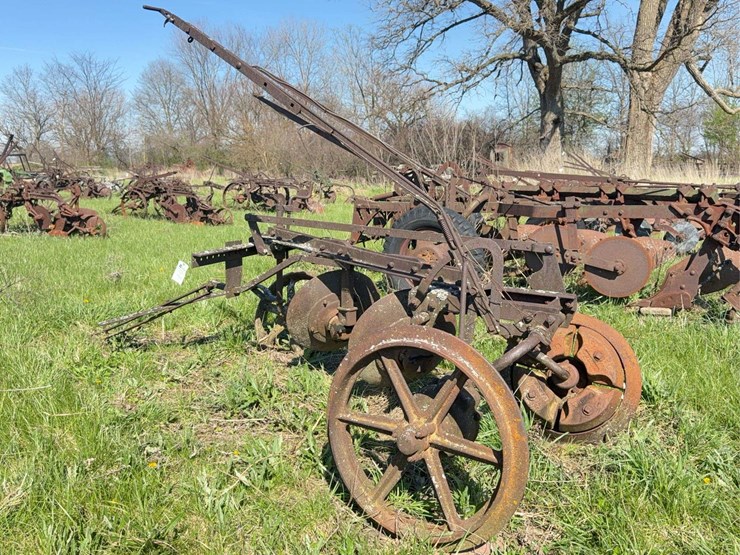 john-deere-disc-plow-image-6
