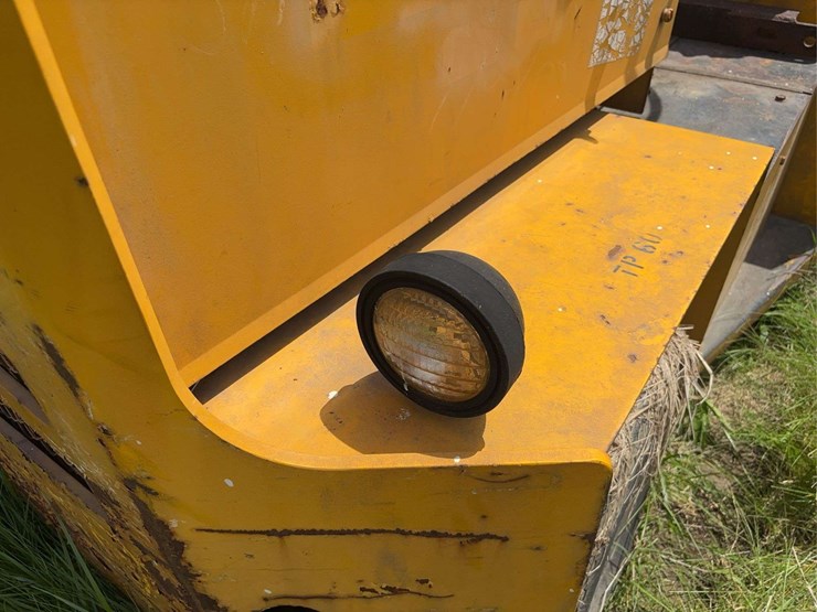 united-tractor-company-tug-image-30