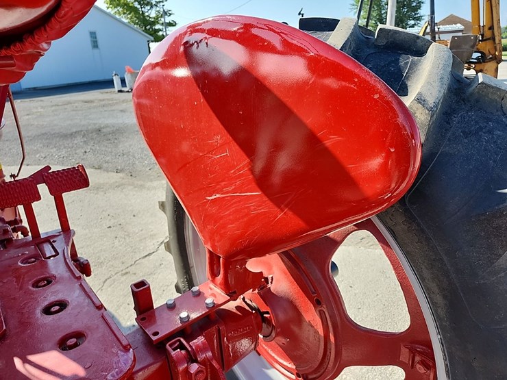 1949-farmall-h-gas-tractor,-nf-image-19