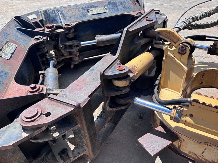 deere-650h-lgp-image-22