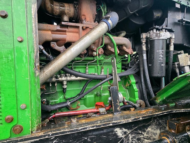2014-deere-648h-image-6