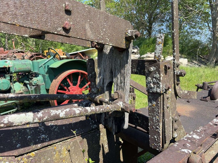 case-bale-press-image-20