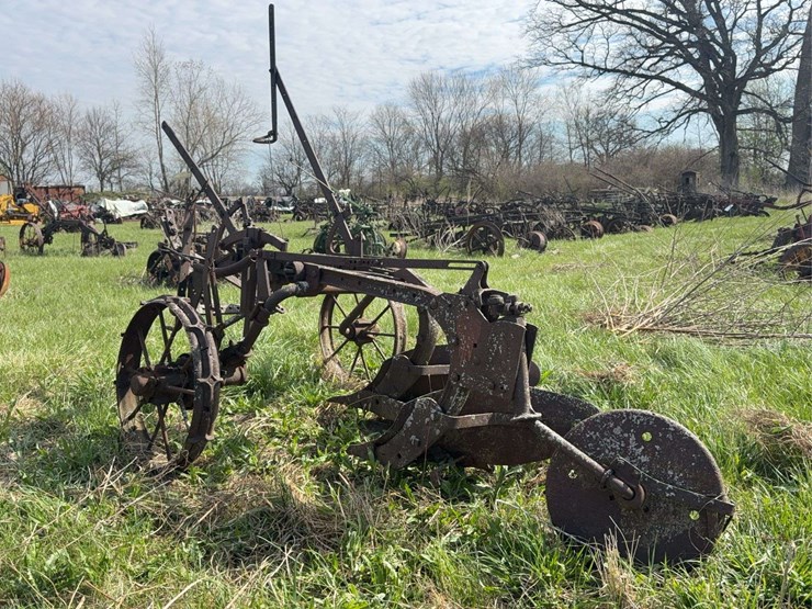 john-deere-16-image-6