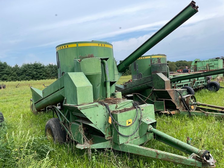 john-deere-700-image-3