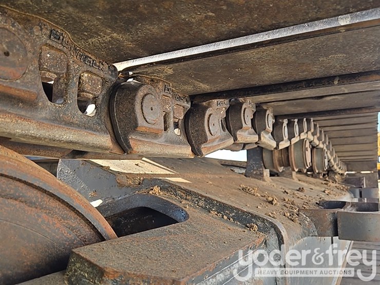2023-komatsu-pc360-lc-11-image-12