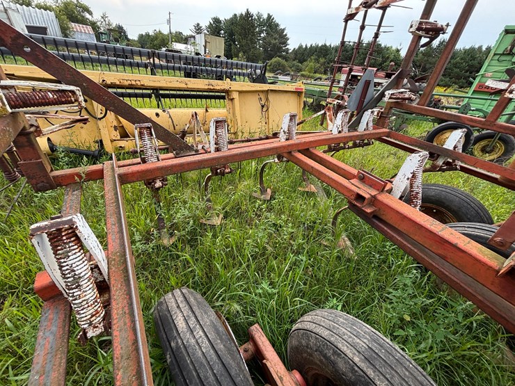 #2621-•-wil-rich-27'-field-cultivator-image-18