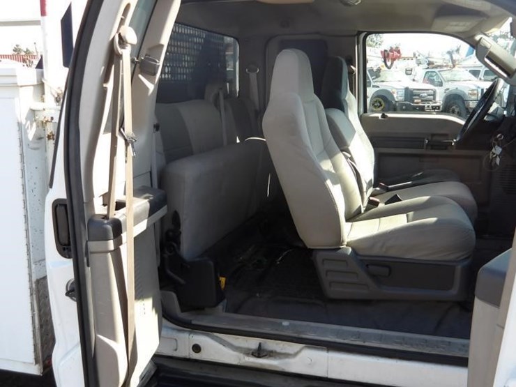 2008-ford-f450-image-11