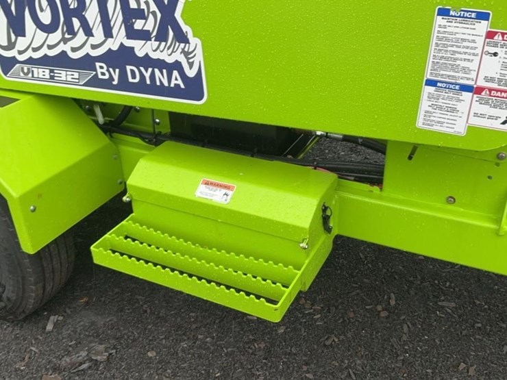 #298-•-2024-dyna-vortex-v-18-brush-chipper-image-31