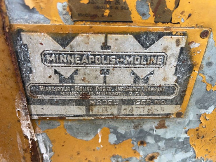 minneapolis-moline-model-dcorn-sheller-image-41