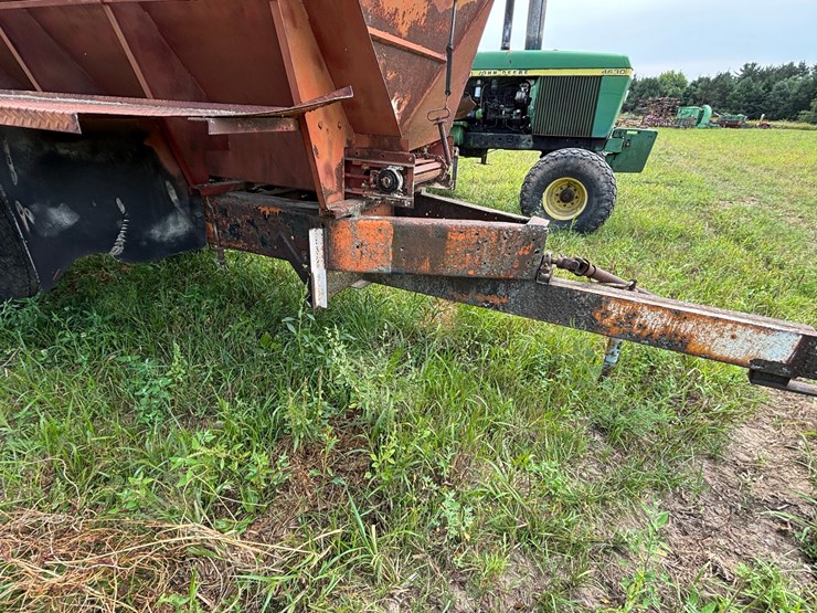 #2650-•-lime-spreader-image-29