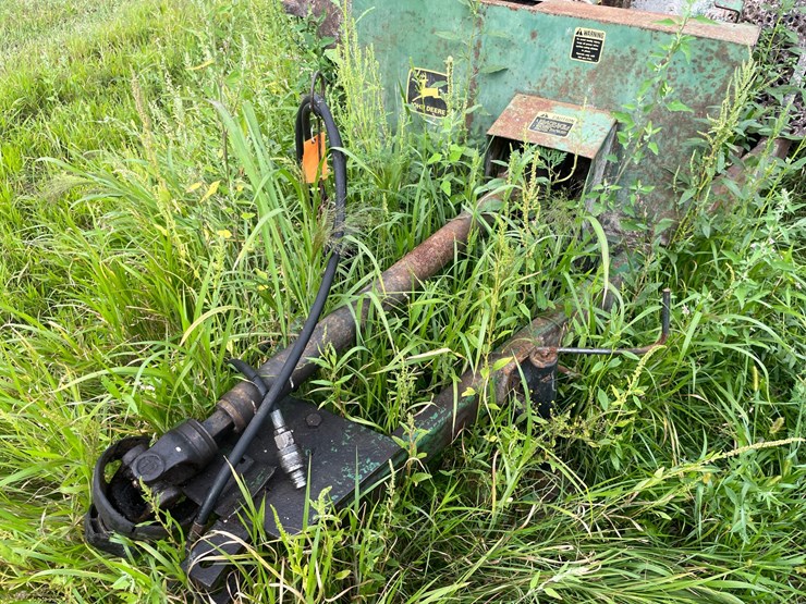 john-deere-700-image-11
