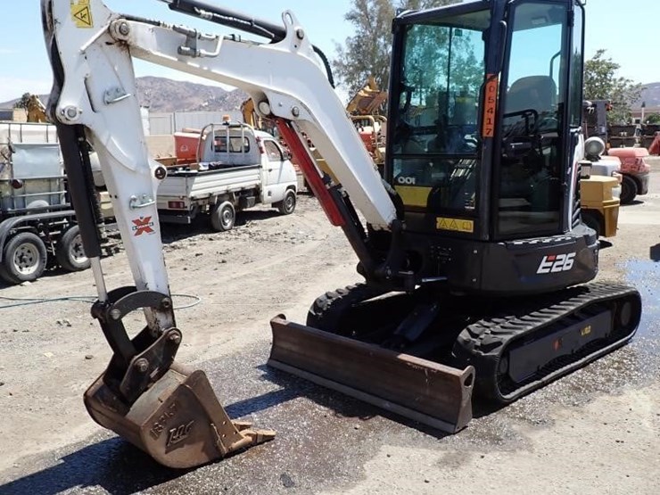 2021-bobcat-e26-image-1
