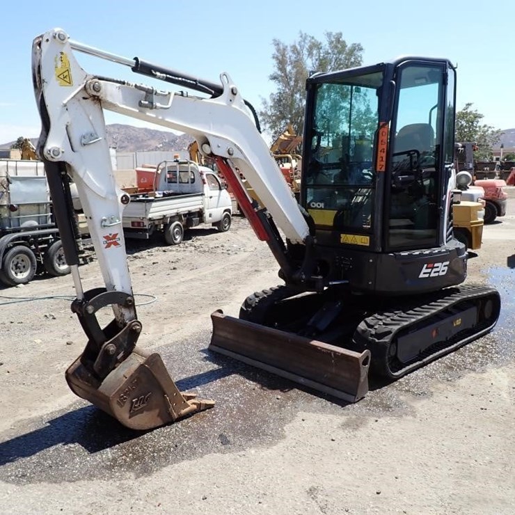 2021 BOBCAT E26