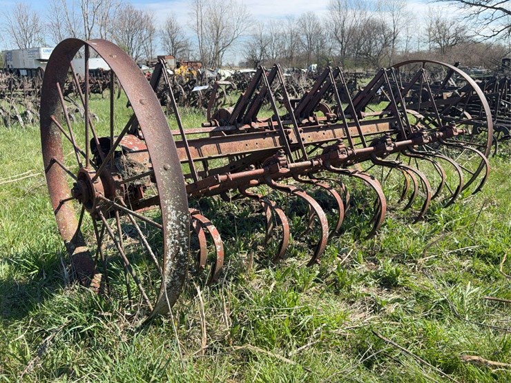 unknown-pull-type-field-cultivator-image-6