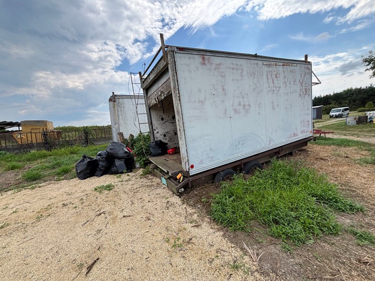 #2588-•-box-truck-body-image-1