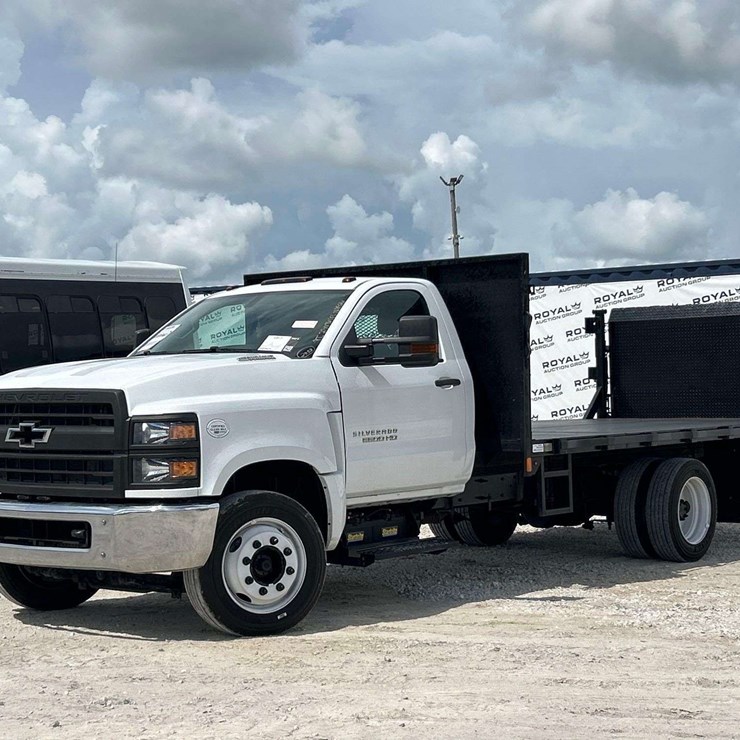 2019 CHEVROLET SILVERADO 5500HD