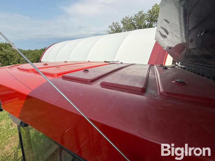 2010-case-ih-8120-image-19