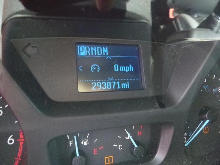 2018-ford-350-image-13
