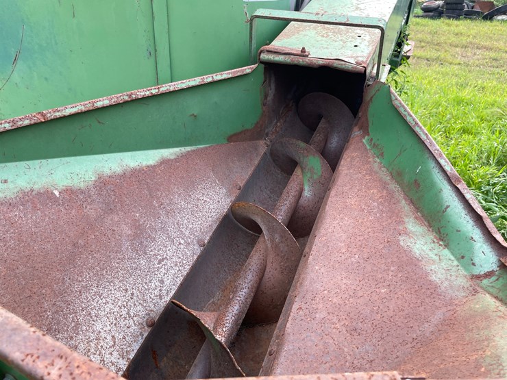 john-deere-700-image-12