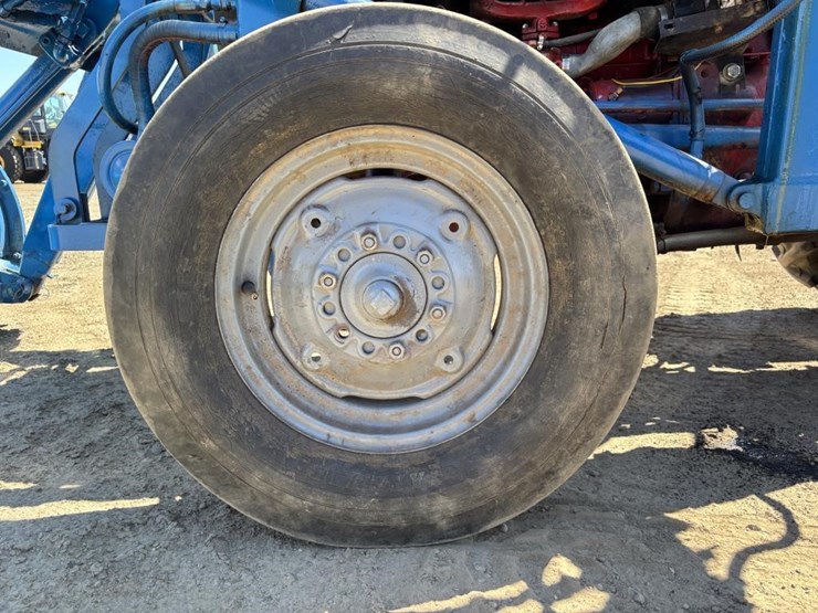 ford-800-image-17