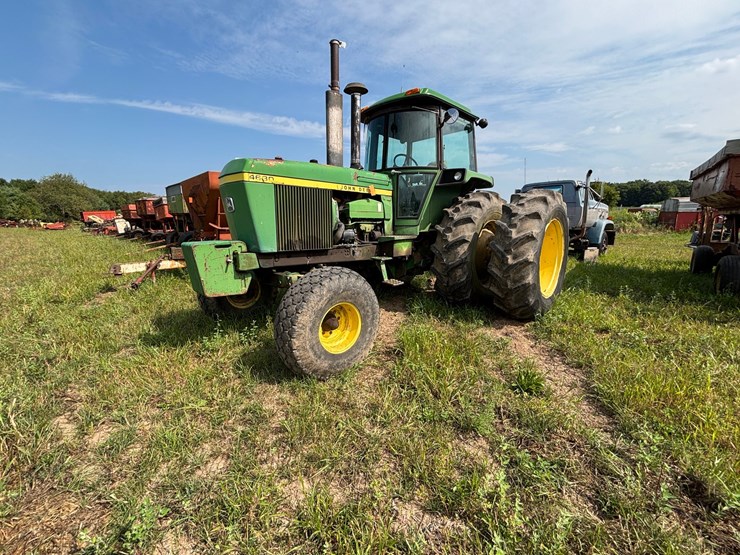 john-deere-4630-image-1