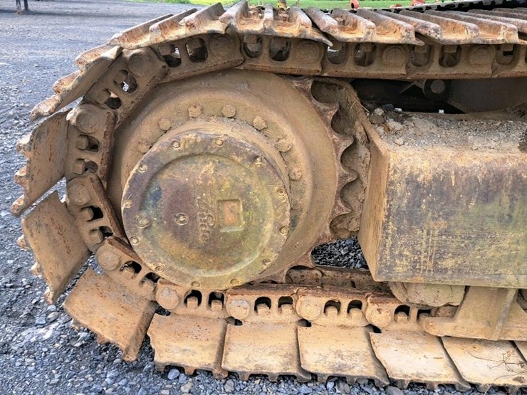 caterpillar-211-image-36