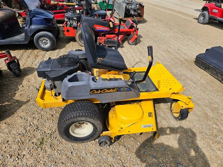 #9-•-cub-cadet-time-saver-zero-turn-mower-image-6