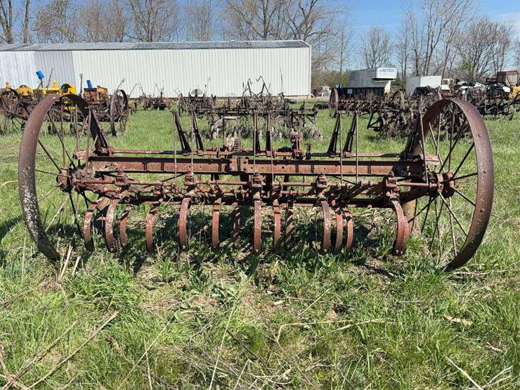 unknown-pull-type-field-cultivator-image-5