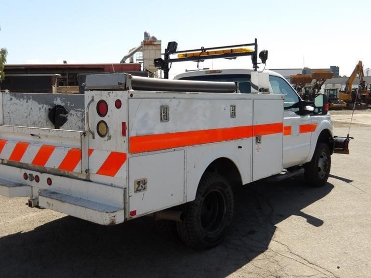 2014-ford-f350-image-3