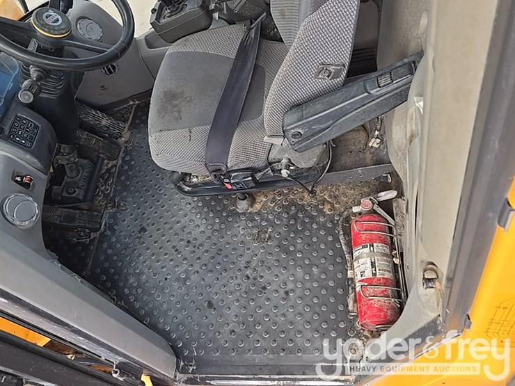 2018-volvo-l110h-image-62