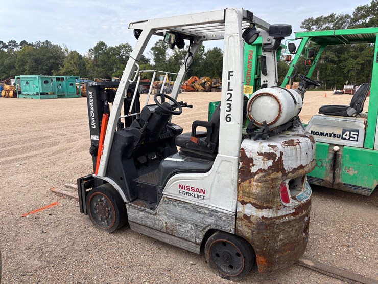 #2099-•-2015-nissan-cf50-forklift-image-4
