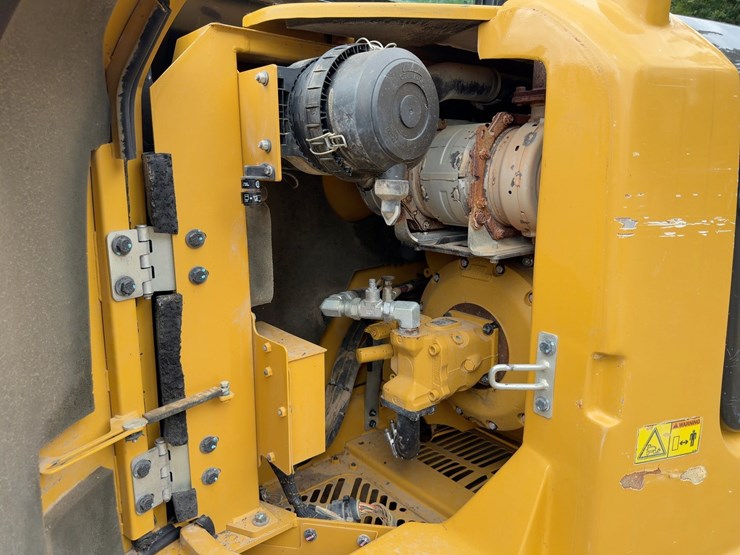 2014-caterpillar-308e2-cr-image-33