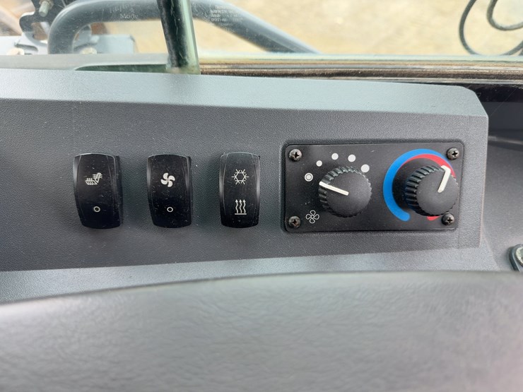 2018-john-deere-2018-image-36