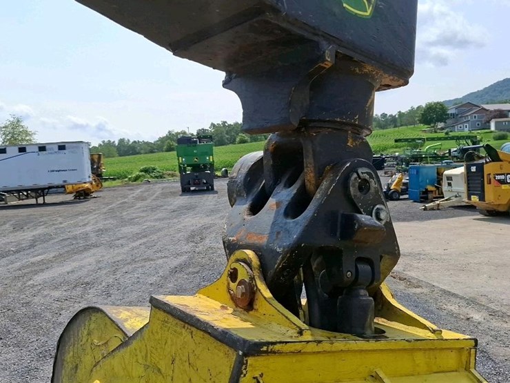 2007-deere-648g-iii-image-26