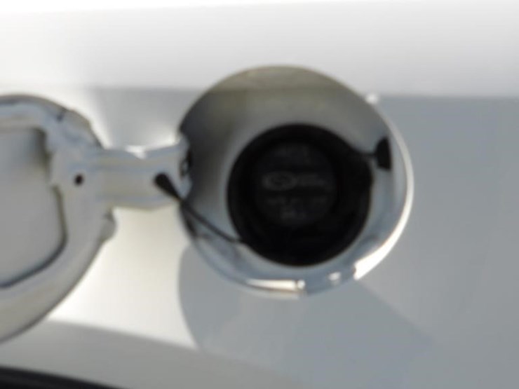 2017-toyota-rav4-image-9