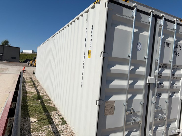 #71-•-40’-5-door-shipping-container-image-3