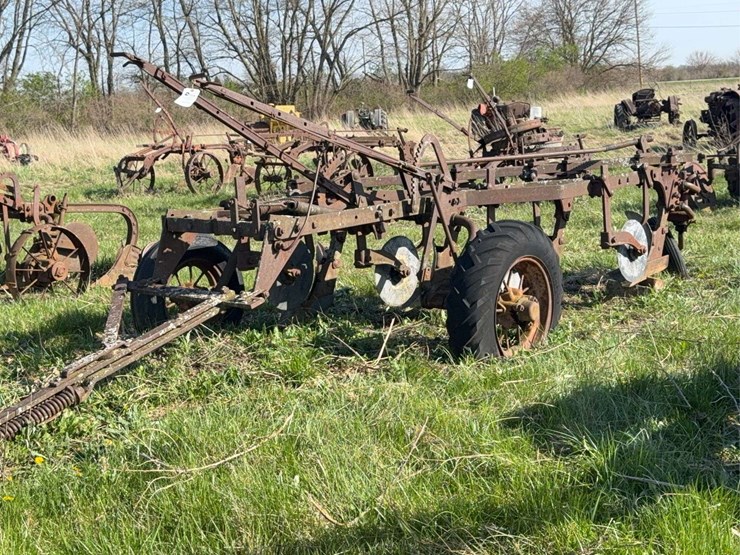 john-deere-14-image-8