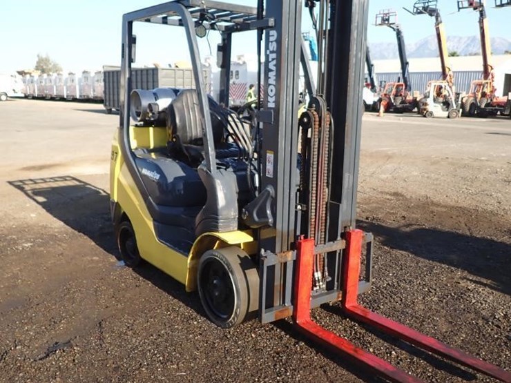 komatsu-fg25st-16-image-2