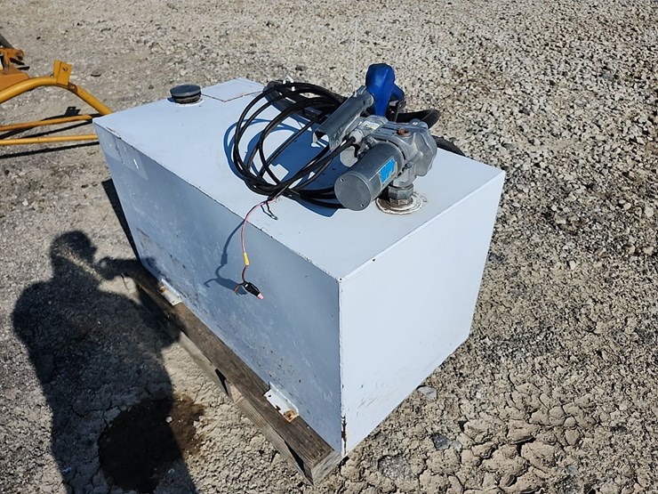 100-gal.-fuel-tank-w/gpi-pump-image-4