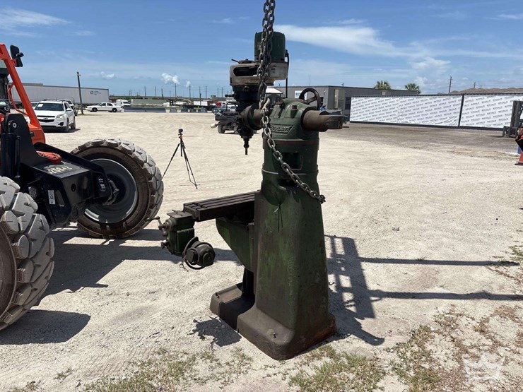 bridgeport-series-1-vertical-milling-machine-image-3